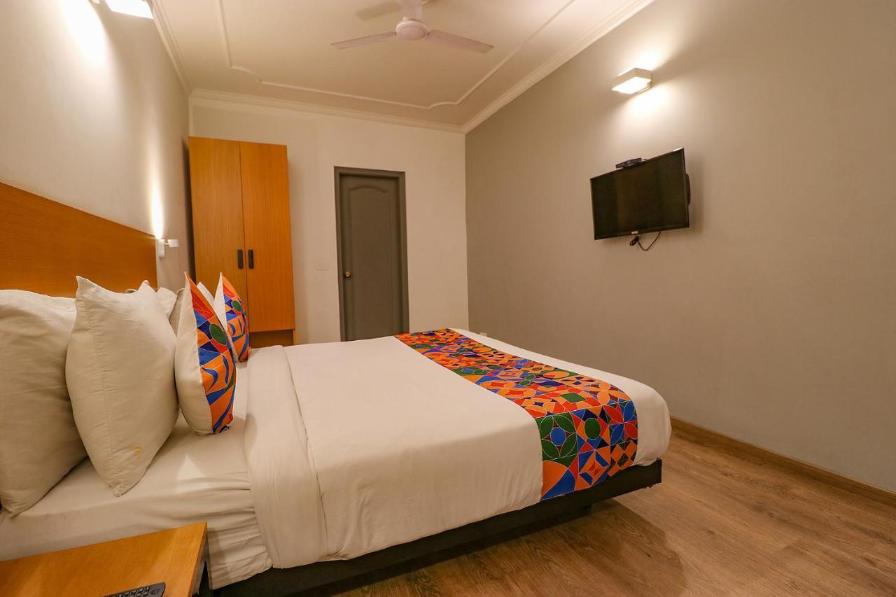 Fabhotel Lord Inn Nueva Delhi Exterior foto
