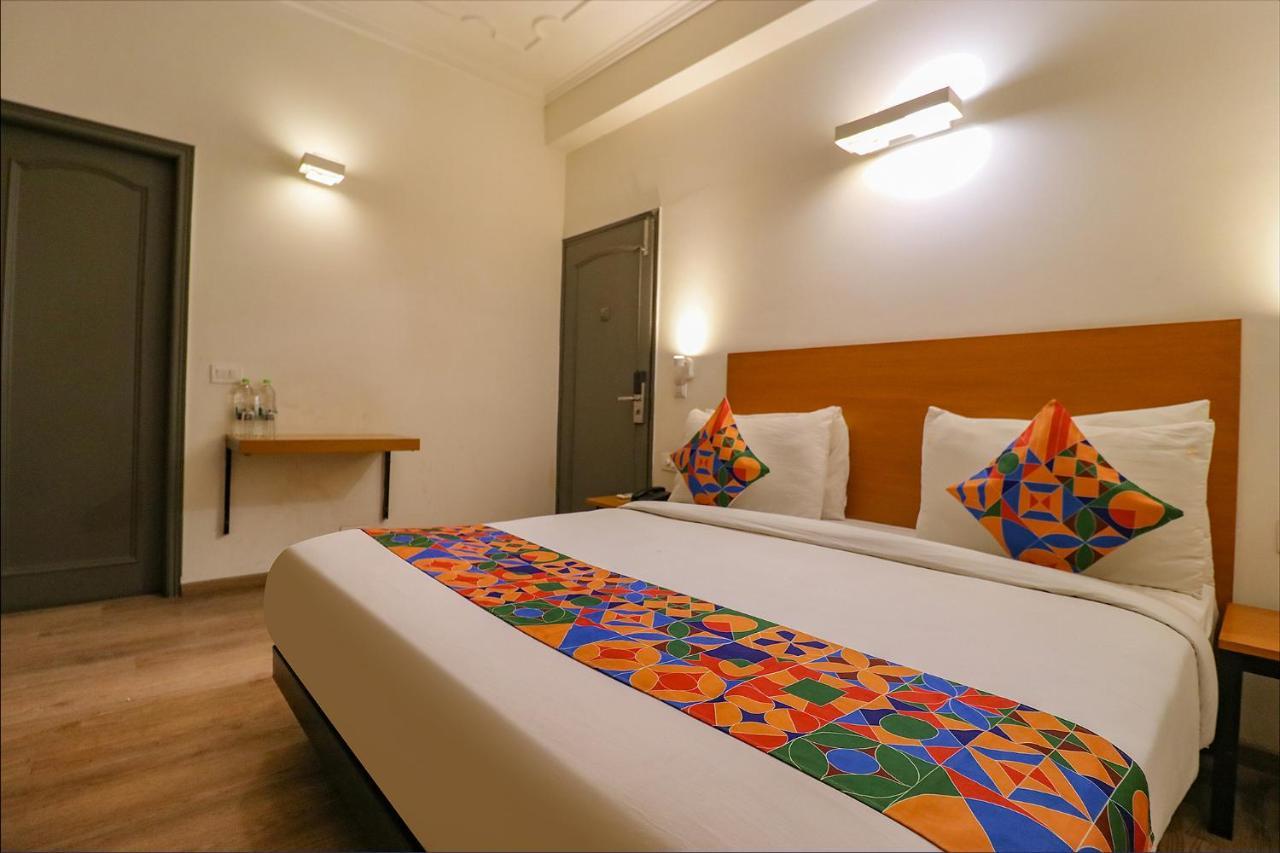 Fabhotel Lord Inn Nueva Delhi Exterior foto