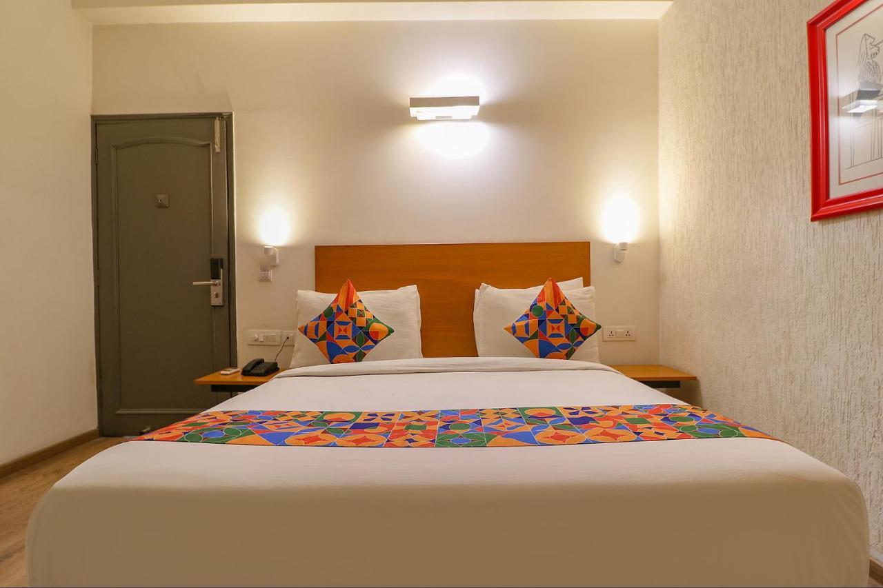 Fabhotel Lord Inn Nueva Delhi Exterior foto